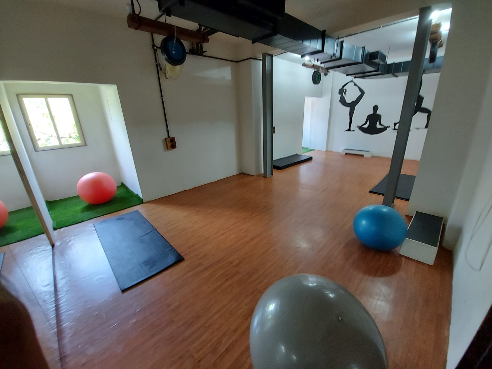 Gym equipment at DG Fitness Club